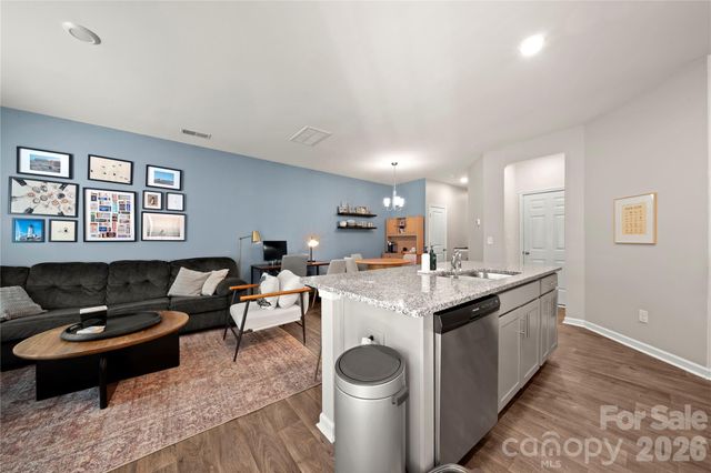 6132 Guildford Hill Lane 5D, Charlotte, NC 28215