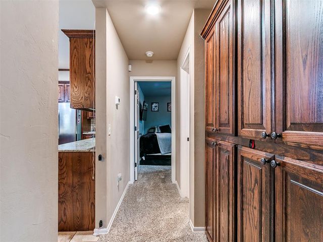 809 Dover Mansion Road, Yukon, OK 73099