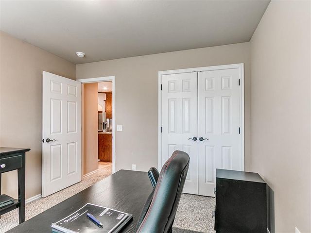 809 Dover Mansion Road, Yukon, OK 73099