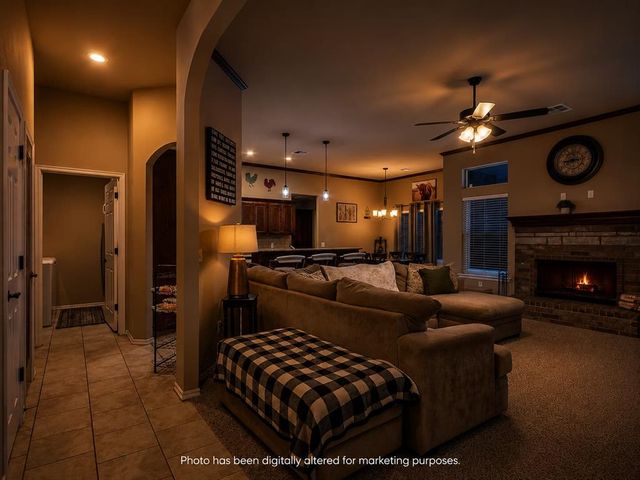 809 Dover Mansion Road, Yukon, OK 73099