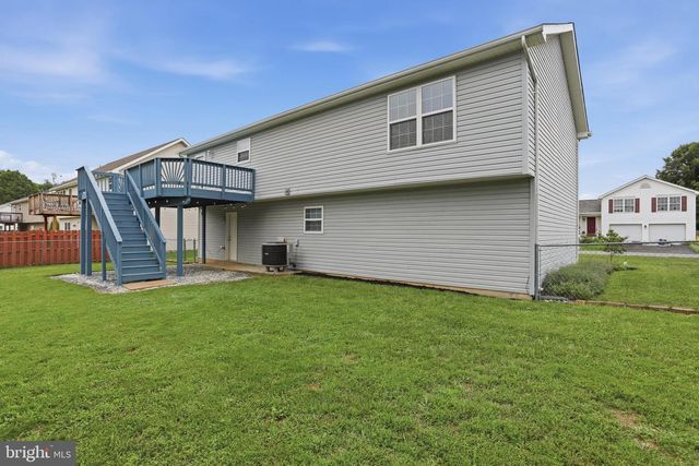 46 HALSEY CT, Martinsburg, WV 25405