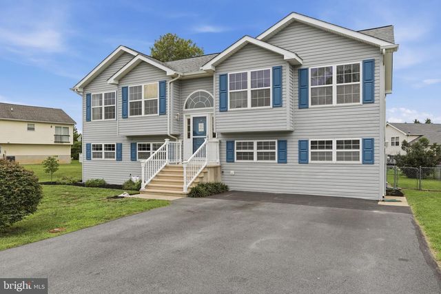 46 HALSEY CT, Martinsburg, WV 25405