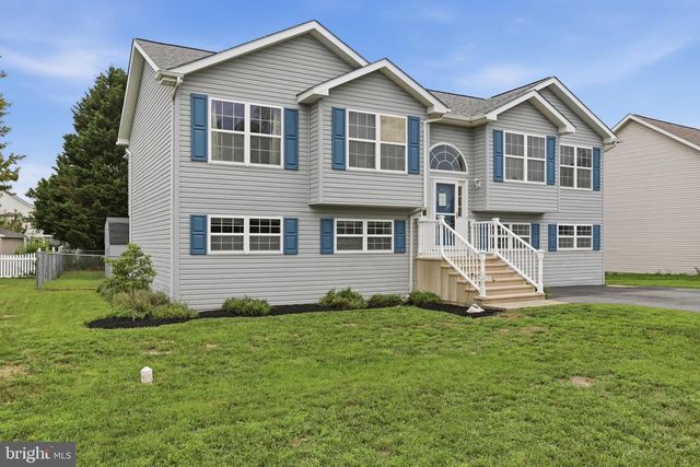 46 HALSEY CT, Martinsburg, WV 25405
