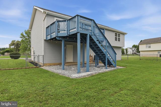 46 HALSEY CT, Martinsburg, WV 25405