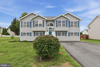 46 HALSEY CT, Martinsburg, WV 25405