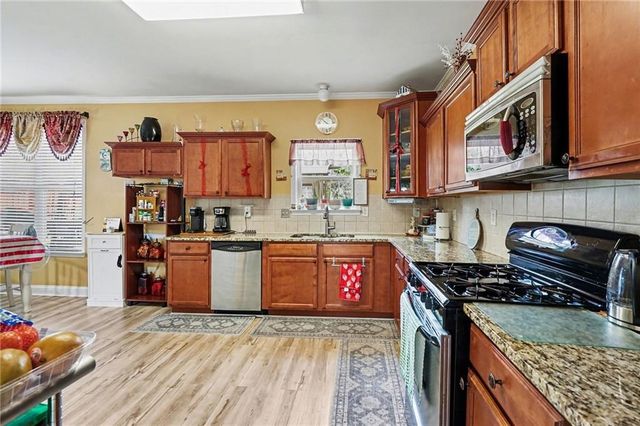 1420 Rose Terrace Circle, Loganville, GA 30052