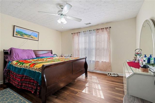 1420 Rose Terrace Circle, Loganville, GA 30052