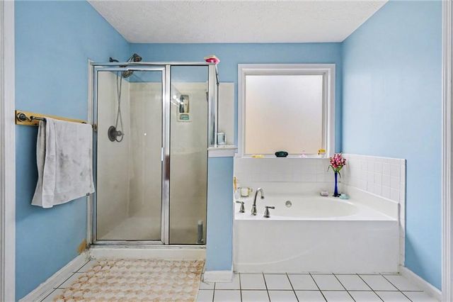 1420 Rose Terrace Circle, Loganville, GA 30052