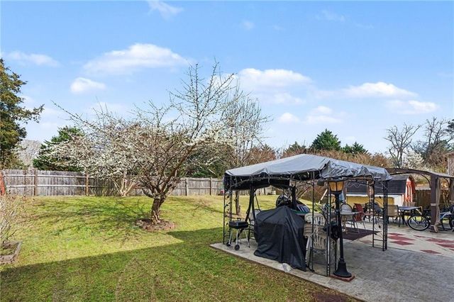 1420 Rose Terrace Circle, Loganville, GA 30052