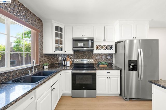 3133 Sugar Beet Way, Union City, CA 94587
