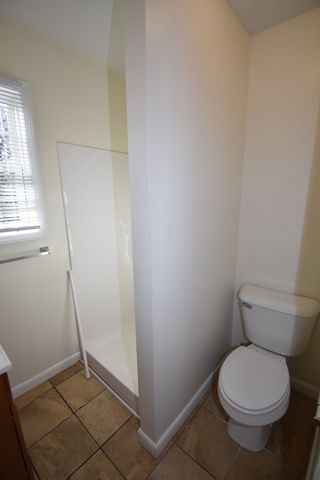 142 Rob Rd Apt B, Clarksville, TN 37040