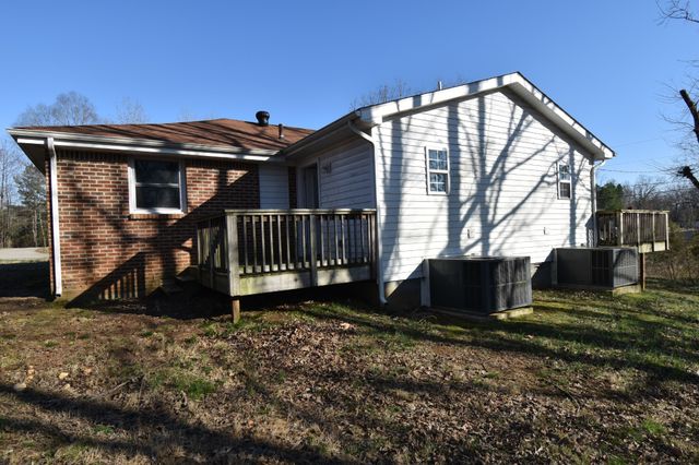 142 Rob Rd Apt B, Clarksville, TN 37040