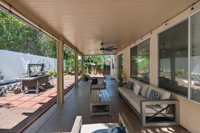 43165 Sereno Dr., Temecula, CA 92592