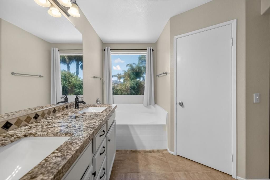 Image 22 of property listing at 43165 Sereno Dr., Temecula, CA 92592