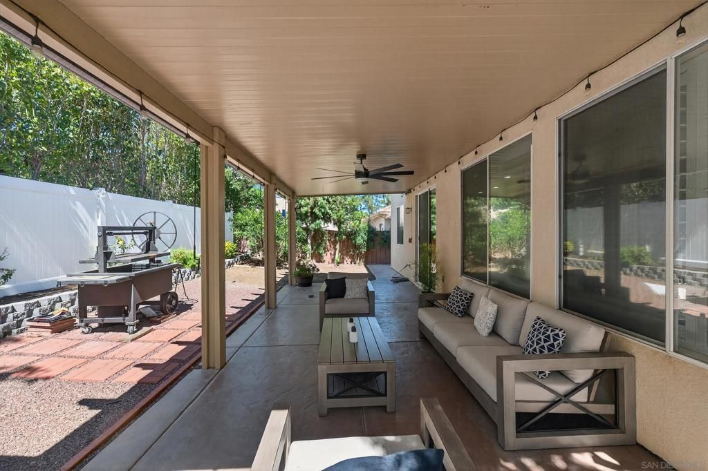 Image 30 of property listing at 43165 Sereno Dr., Temecula, CA 92592