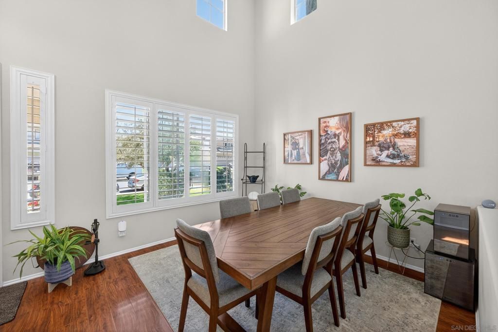 Image 5 of property listing at 43165 Sereno Dr., Temecula, CA 92592