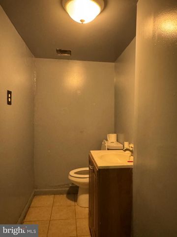 6729 ELMWOOD AVE, Philadelphia, PA 19142