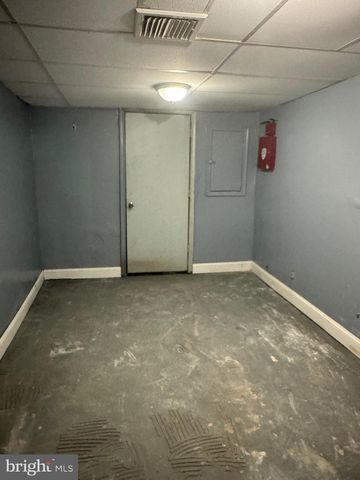 6729 ELMWOOD AVE, Philadelphia, PA 19142