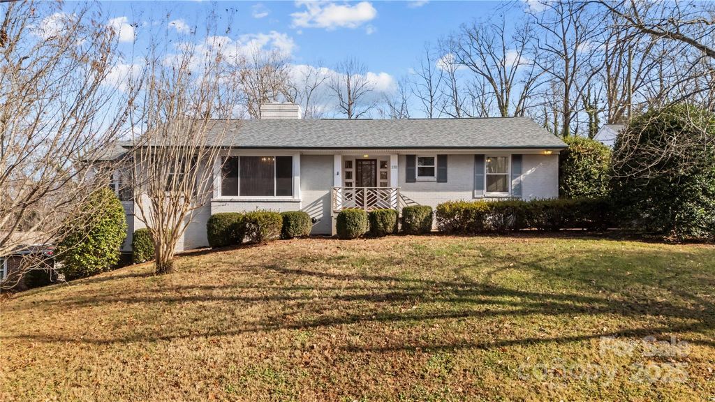 232 W Park Drive, Morganton, NC 28655