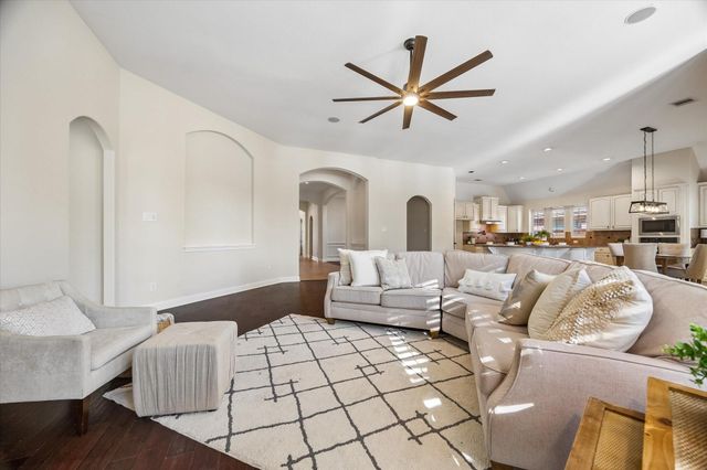 9222 Hernshead Lane, Missouri City, TX 77459