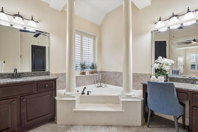 9222 Hernshead Lane, Missouri City, TX 77459
