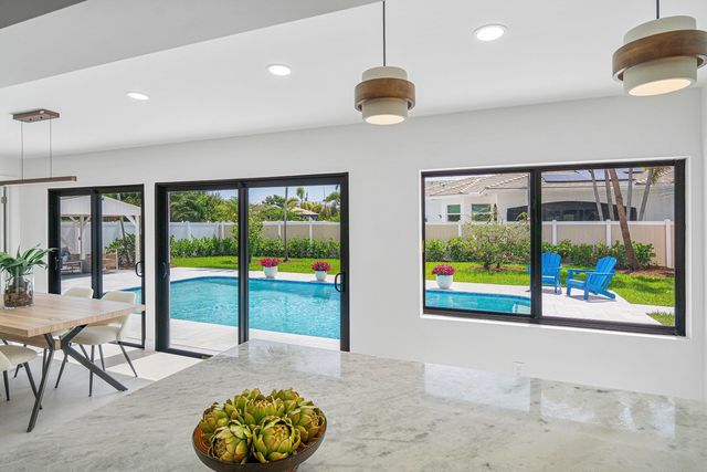 2708 NE 1ST Avenue, Wilton Manors, FL 33334