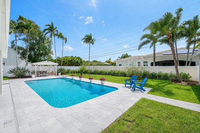 2708 NE 1ST Avenue, Wilton Manors, FL 33334
