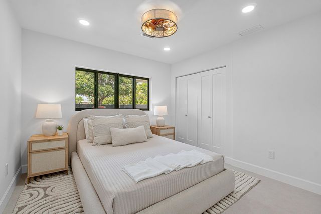 2708 NE 1ST Avenue, Wilton Manors, FL 33334