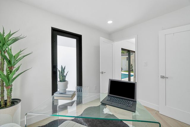 2708 NE 1ST Avenue, Wilton Manors, FL 33334