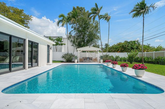 2708 NE 1ST Avenue, Wilton Manors, FL 33334