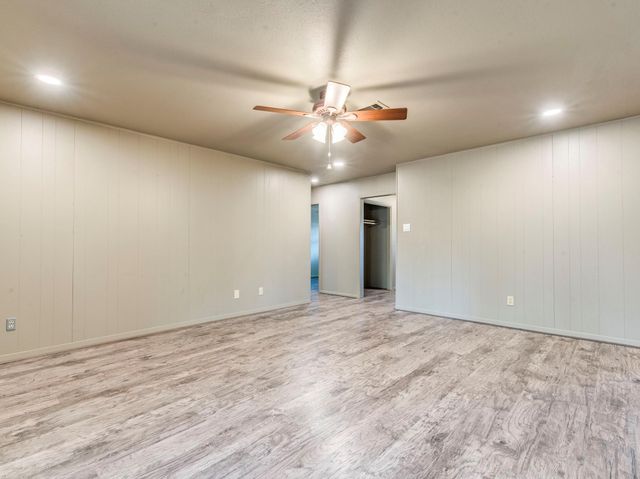 10606 Macmora RD, Austin, TX 78758