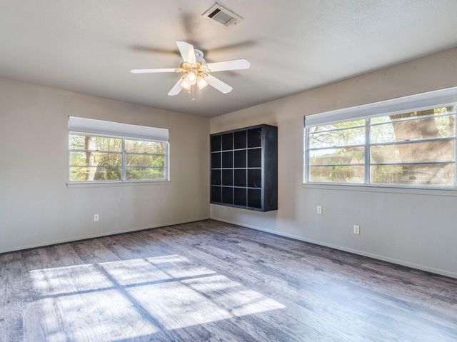 10606 Macmora RD, Austin, TX 78758