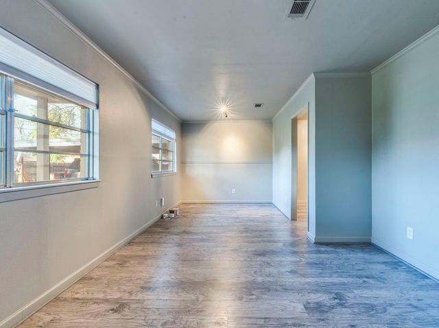10606 Macmora RD, Austin, TX 78758