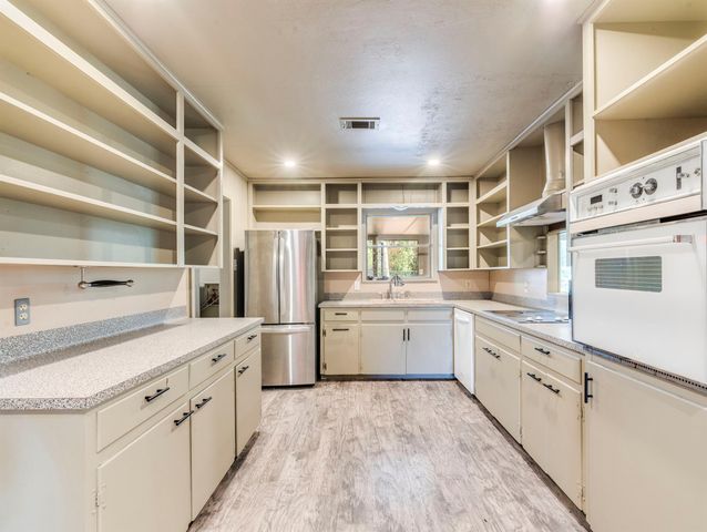 10606 Macmora RD, Austin, TX 78758