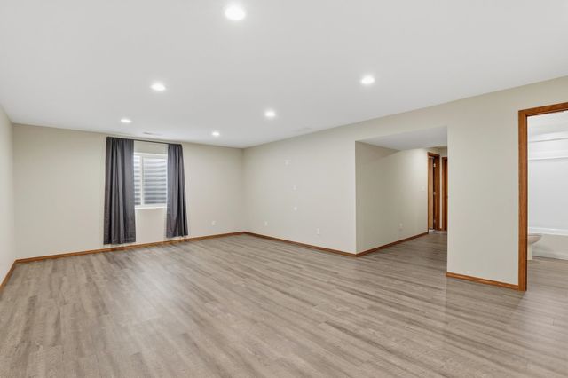 12907 N RAPTOR Ln, Spokane, WA 99208