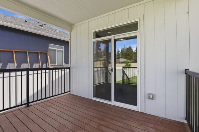 12907 N RAPTOR Ln, Spokane, WA 99208