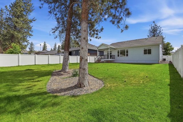 12907 N RAPTOR Ln, Spokane, WA 99208