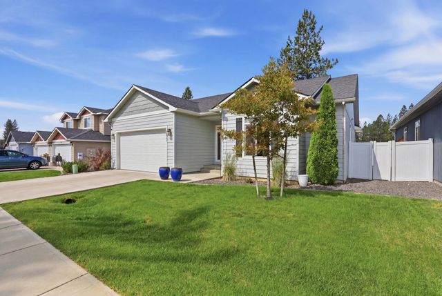 12907 N RAPTOR Ln, Spokane, WA 99208