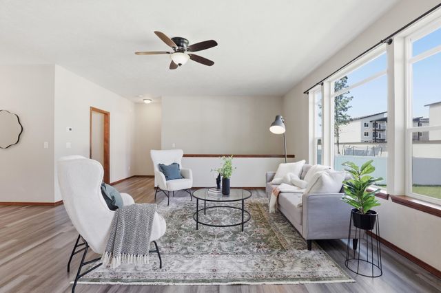 12907 N RAPTOR Ln, Spokane, WA 99208