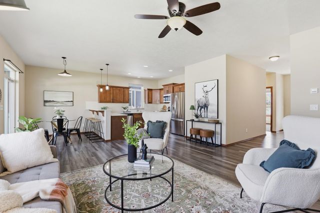 12907 N RAPTOR Ln, Spokane, WA 99208