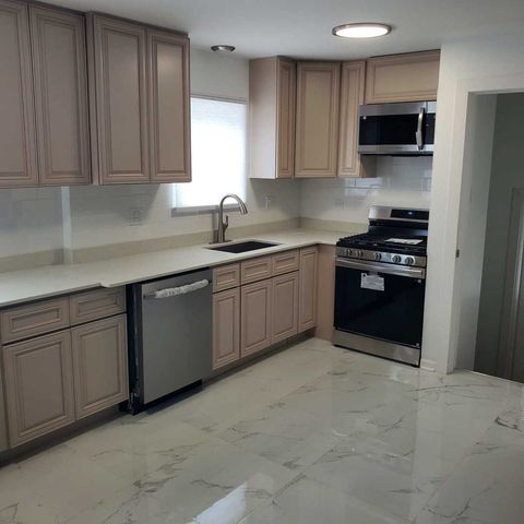 9224 Sproat Avenue, Oak Lawn, IL 60453