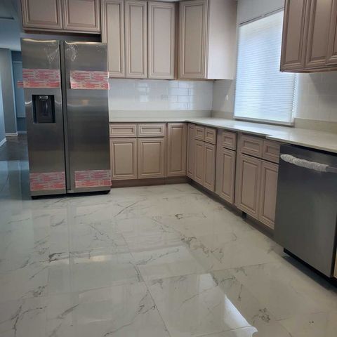 9224 Sproat Avenue, Oak Lawn, IL 60453