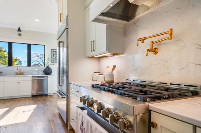 3837 Cobbler View Way, Fuquay Varina, NC 27526