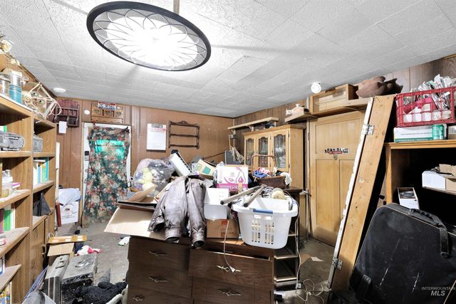 124 S Banner St, Nampa, ID 83686