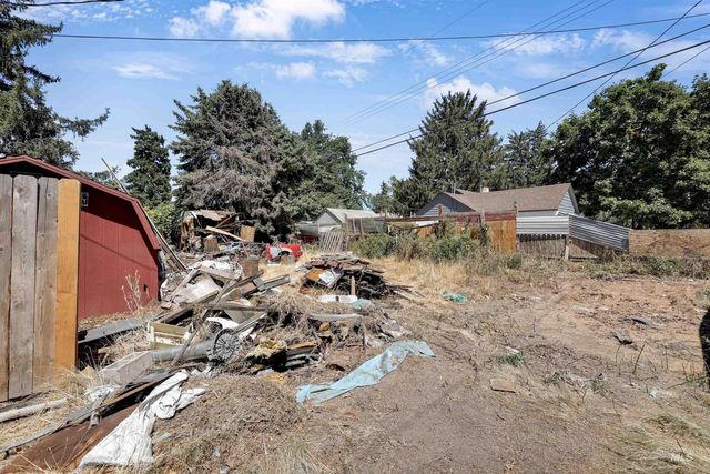 124 S Banner St, Nampa, ID 83686