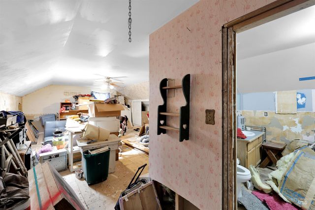 124 S Banner St, Nampa, ID 83686
