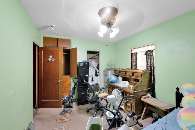 124 S Banner St, Nampa, ID 83686