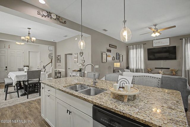 118 VISTA LAKE Circle, Ponte Vedra, FL 32081