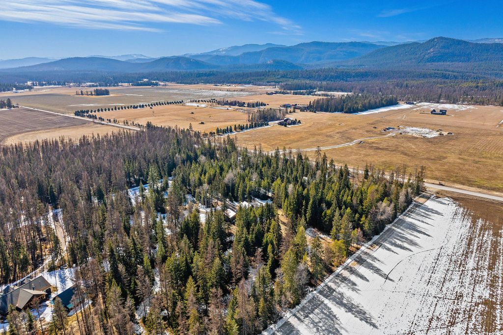 757 Lodgepole Road, Whitefish, MT 59937 photo 80