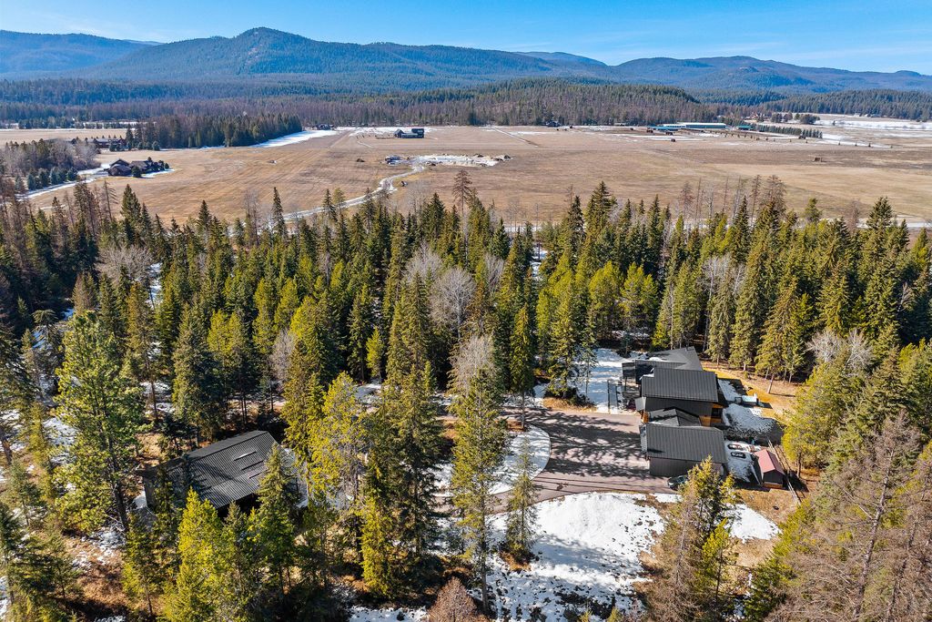 757 Lodgepole Road, Whitefish, MT 59937 photo 81